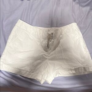 LOFT Women's 4in Cream Shorts